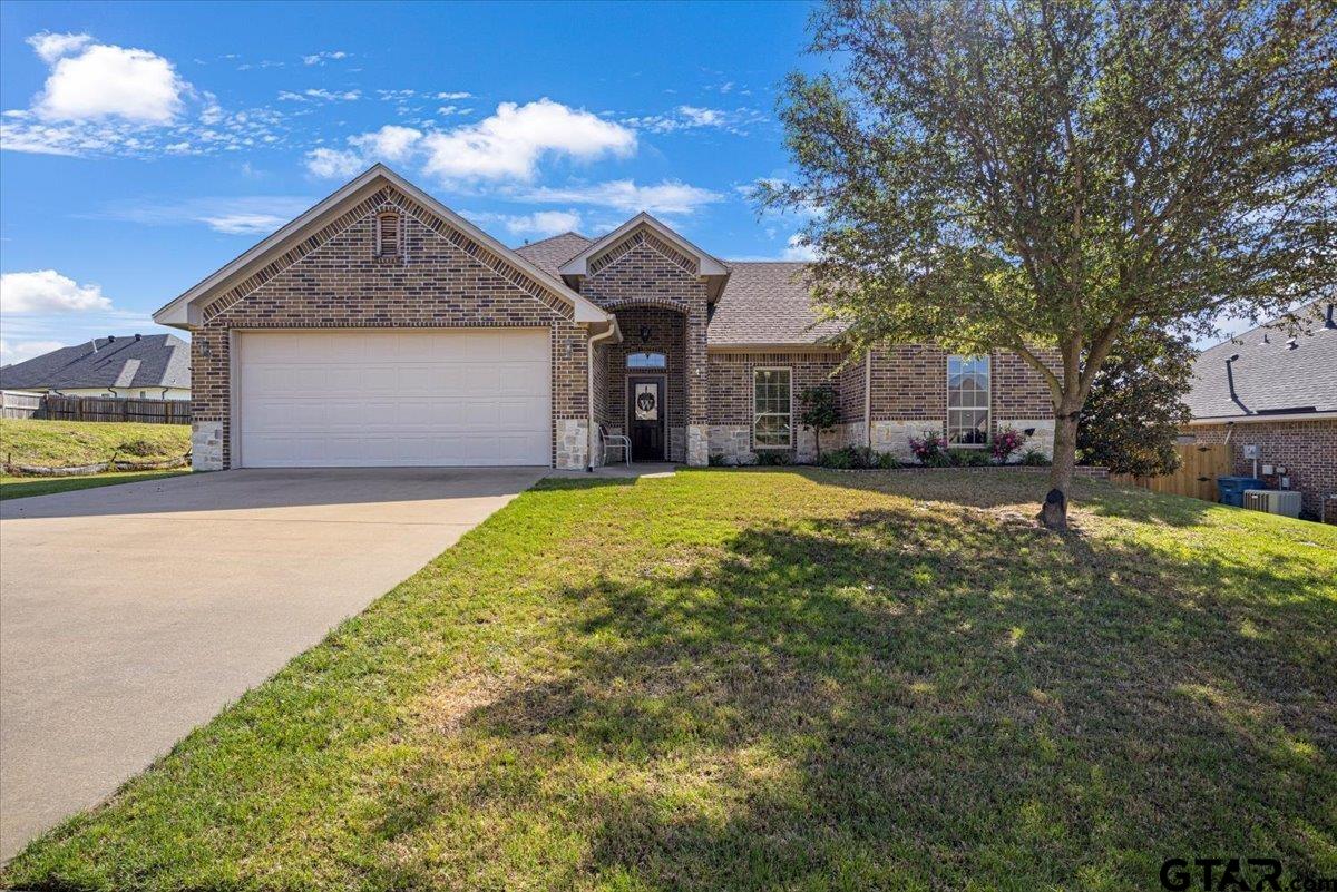 1009 Stagecoach Bend