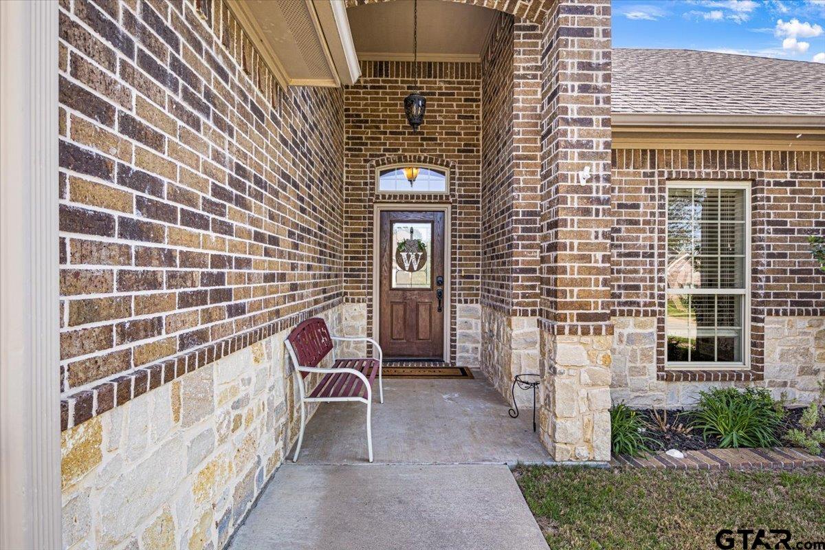 1009 Stagecoach Bend
