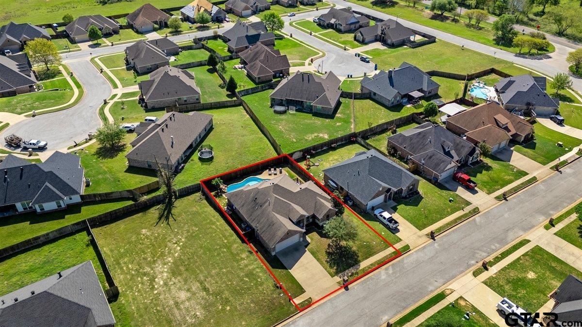 Bullard, Texas 75757, United States, 3 Bedrooms Bedrooms, ,2 BathroomsBathrooms,Residential,Active,163657