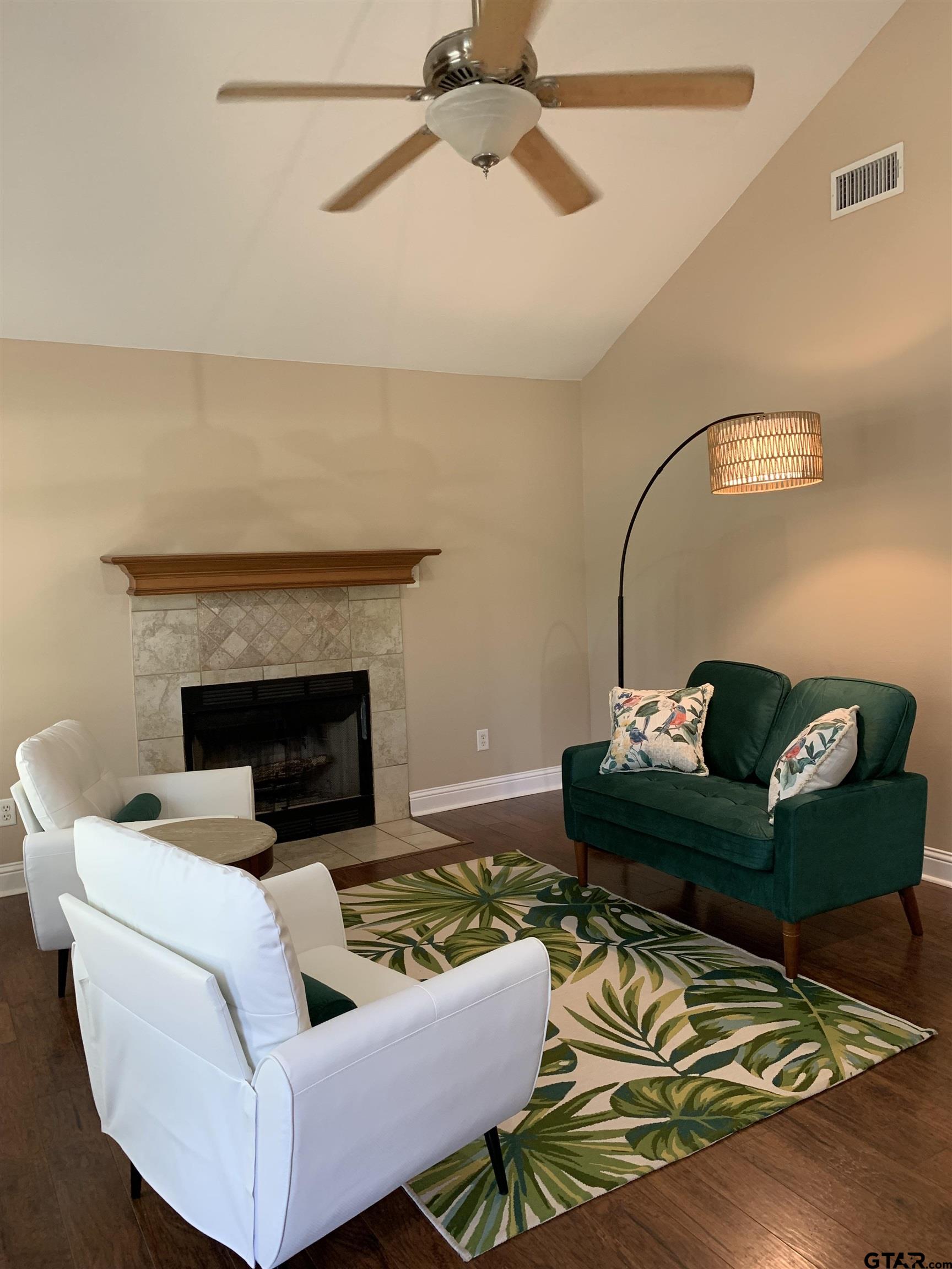411 Cimarron Trail
