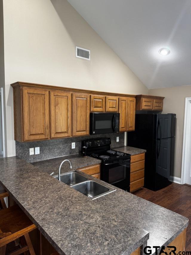 411 Cimarron Trail