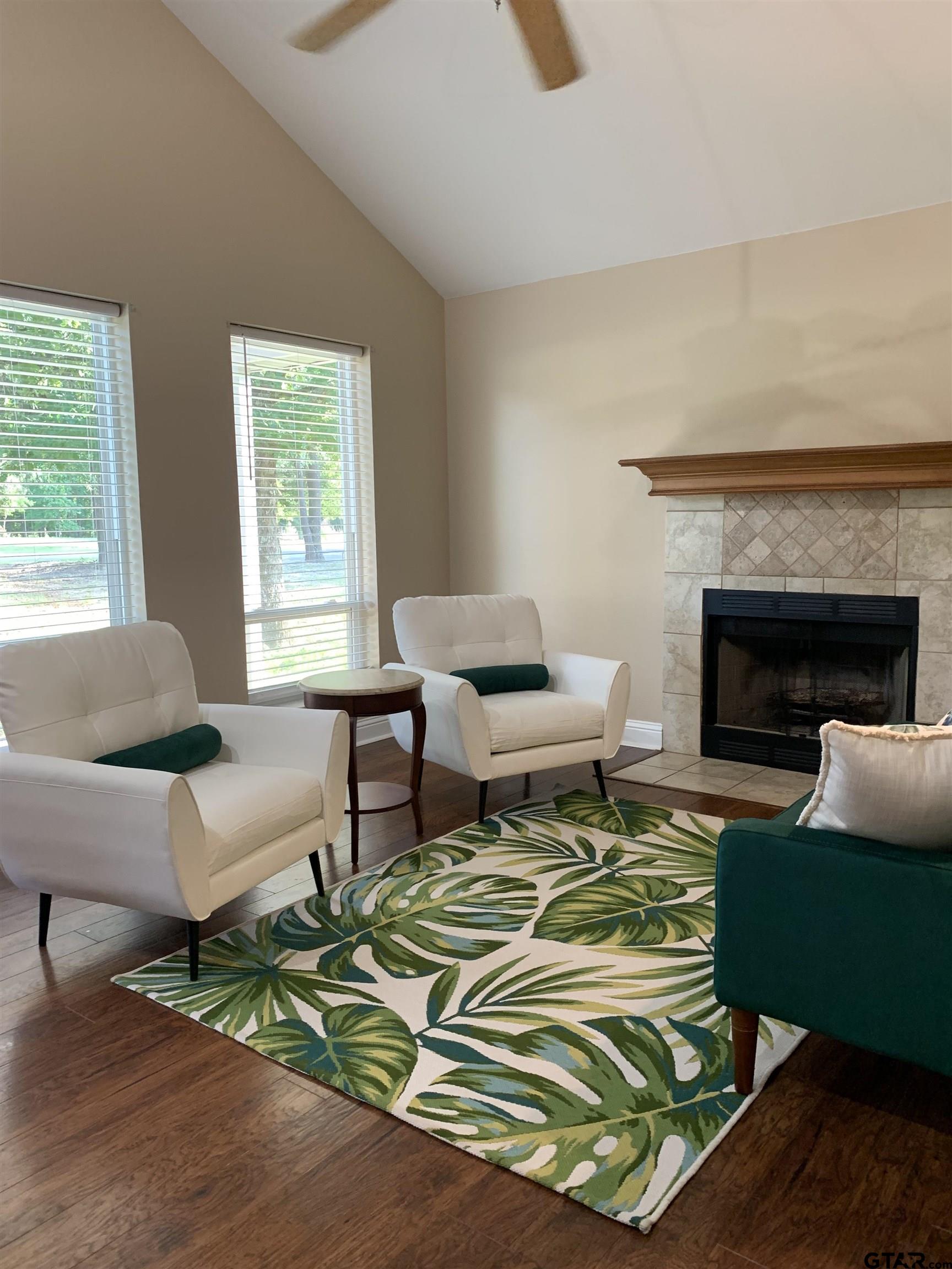 411 Cimarron Trail