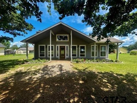 411 Cimarron Trail Holly Lake Ranch TX 75765