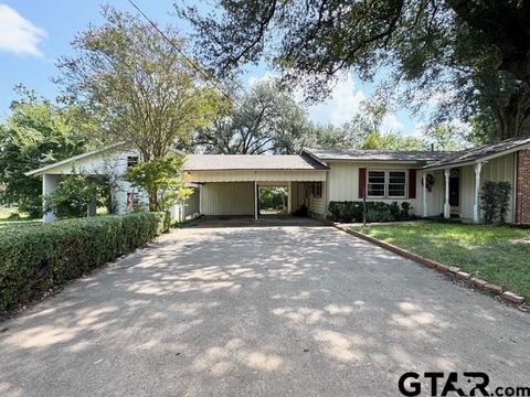 206 N 9th Street Crockett TX 75835