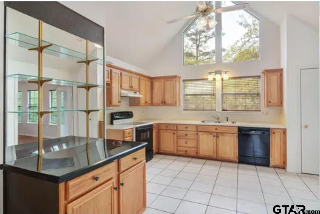 275 Wildwood Trail