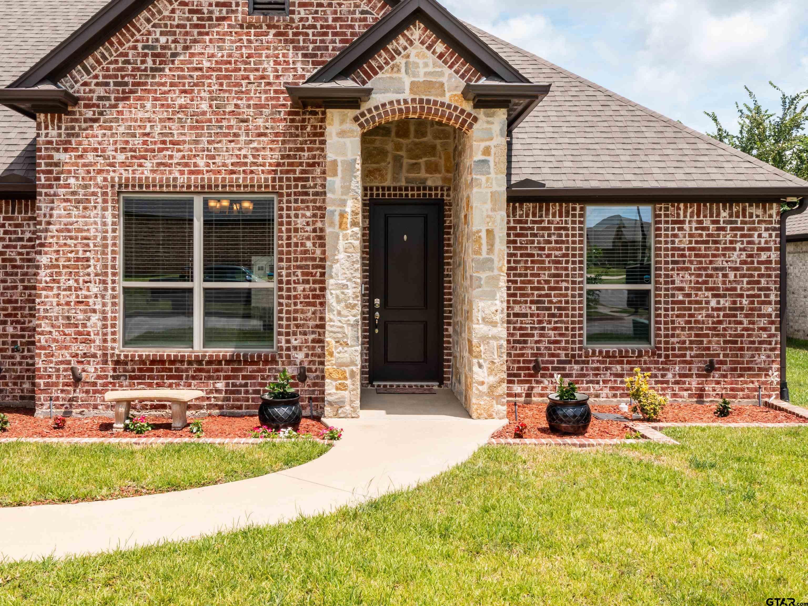 2009 Grassy Ridge Ln