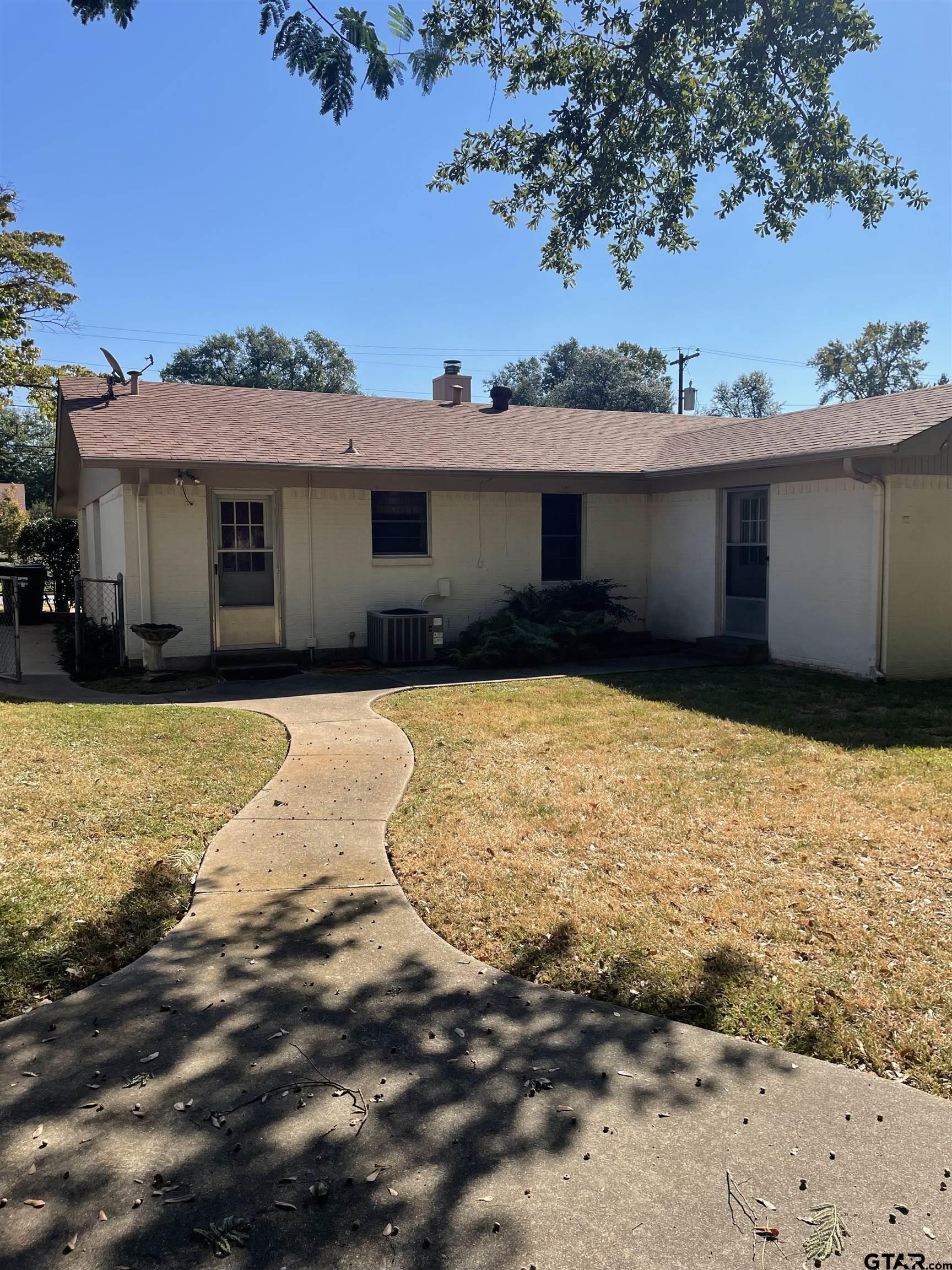 2523 Shenandoah