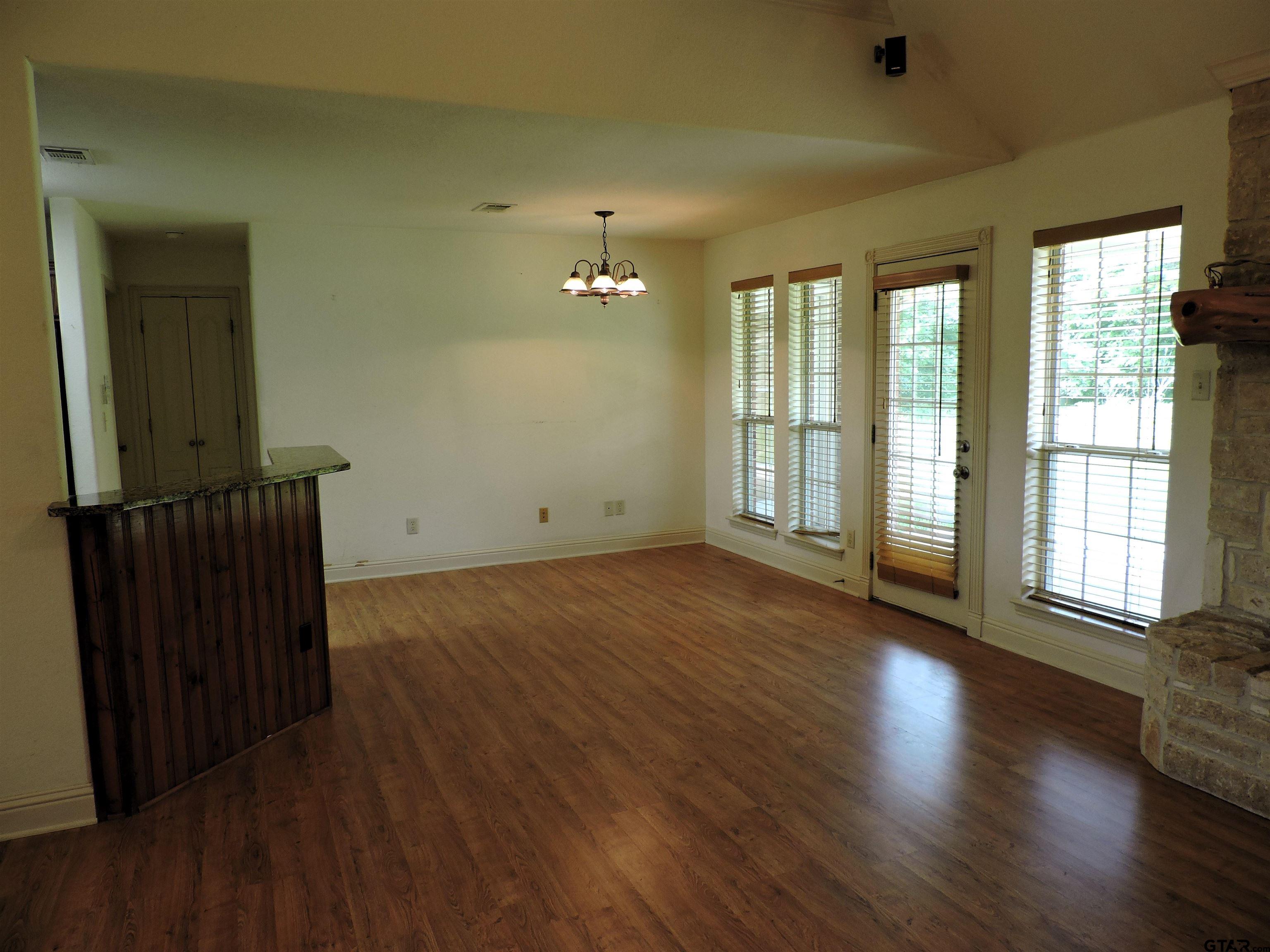 525 Peach Tree Road