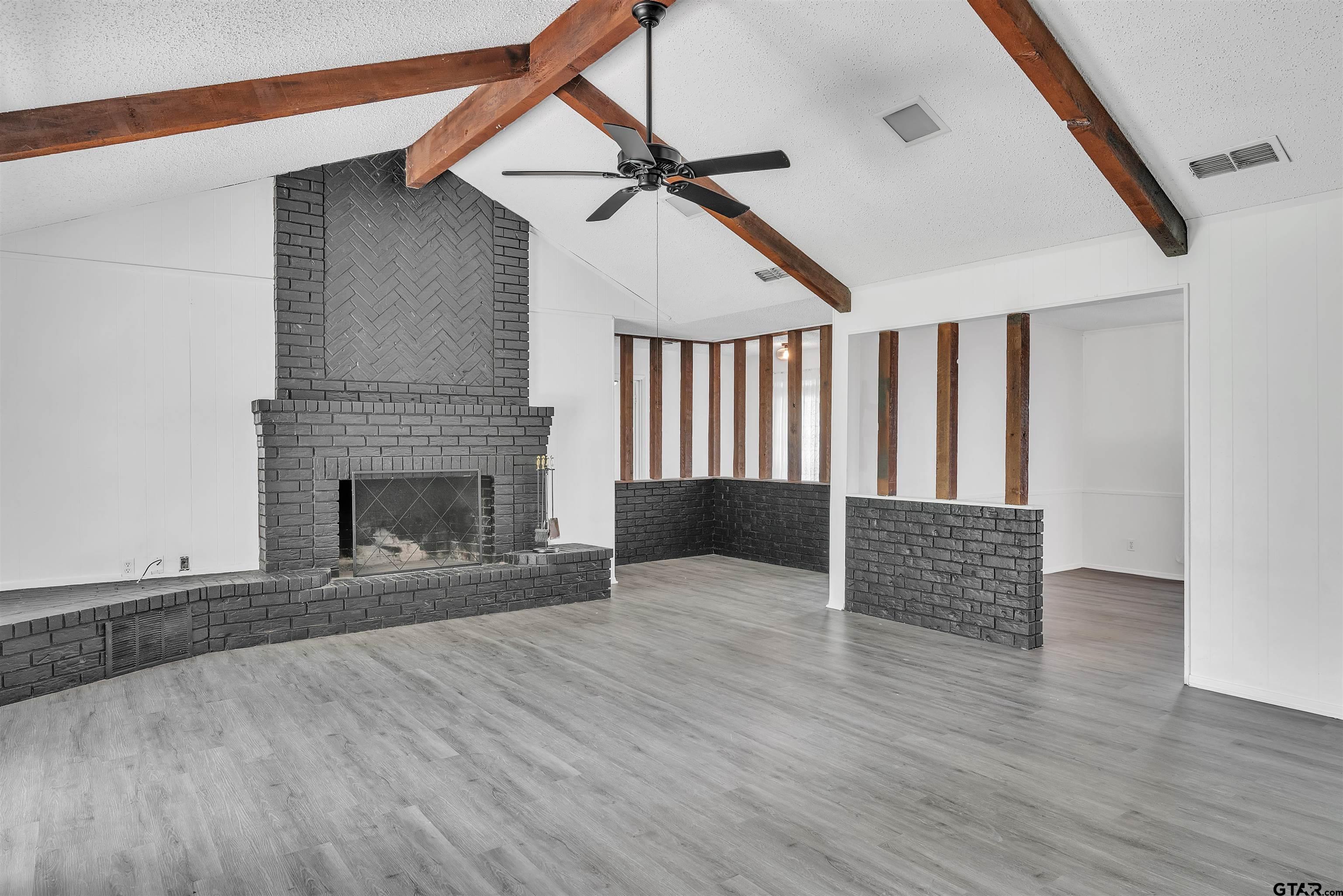 3325 Lockhaven Dr.
