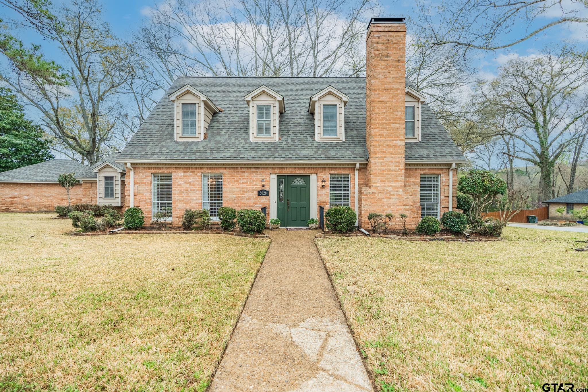 5028 Chad Dr