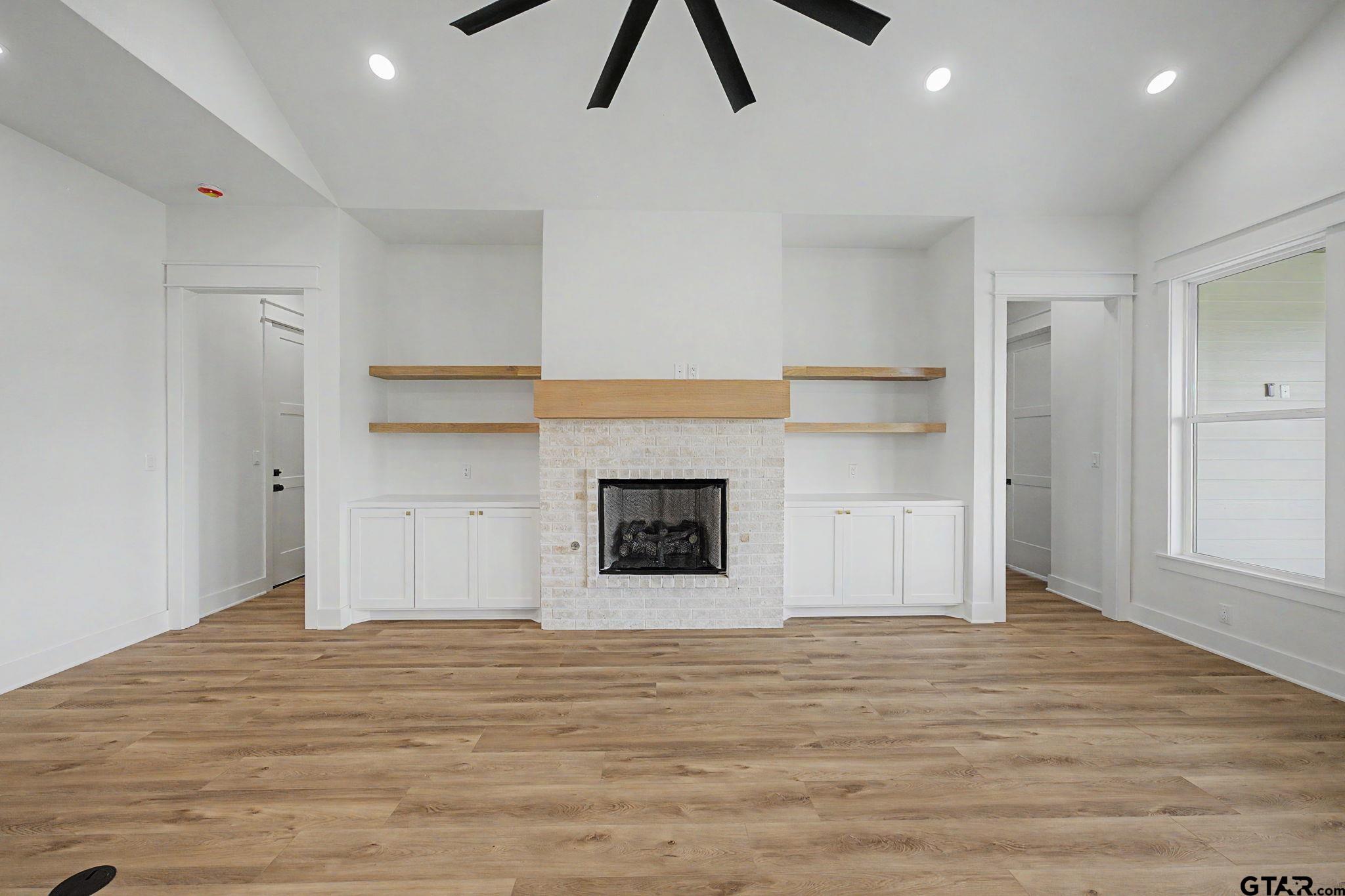 3139 Club Drive