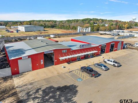 2005 N Jackson St Jacksonville TX 75766