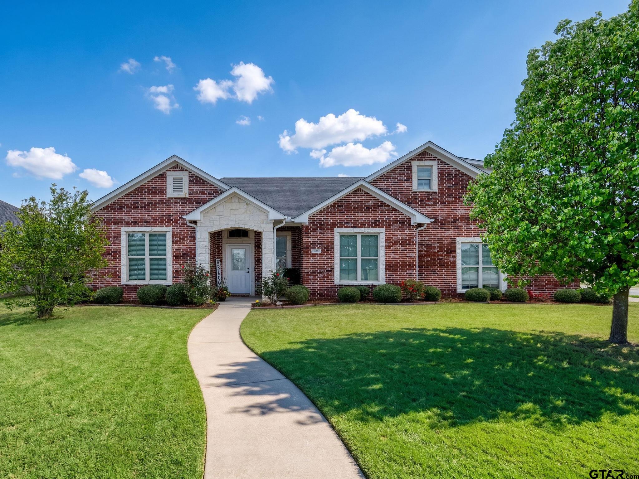 408 Laura Ln.