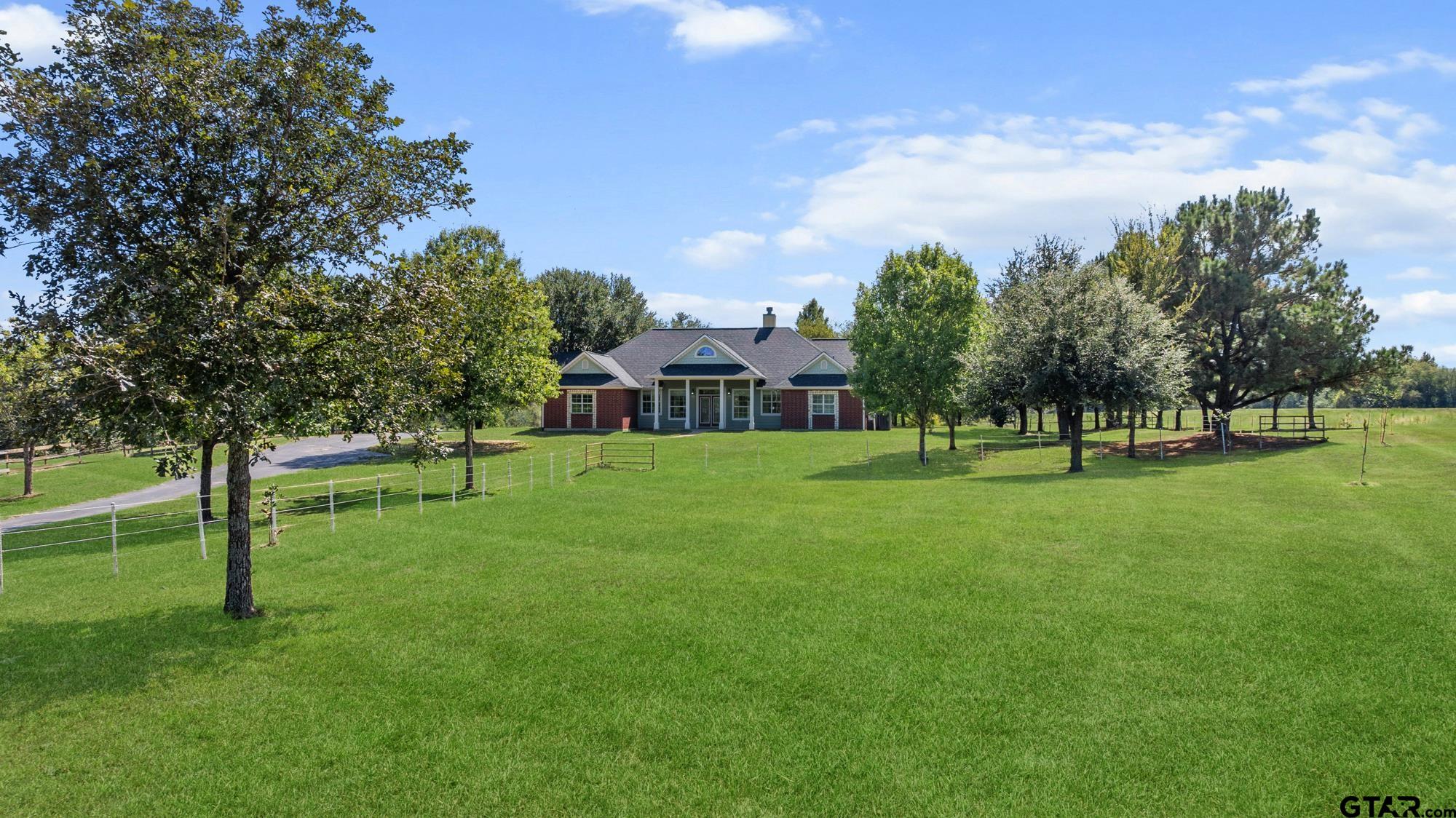 1688 County Road 3118