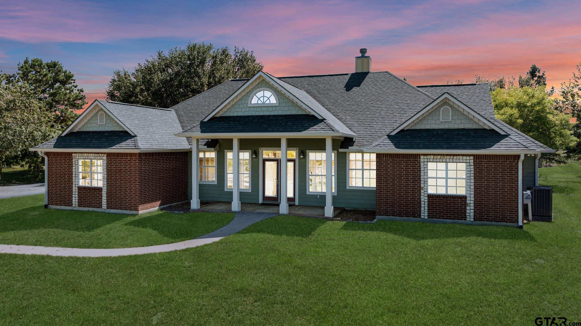 1688 County Road 3118