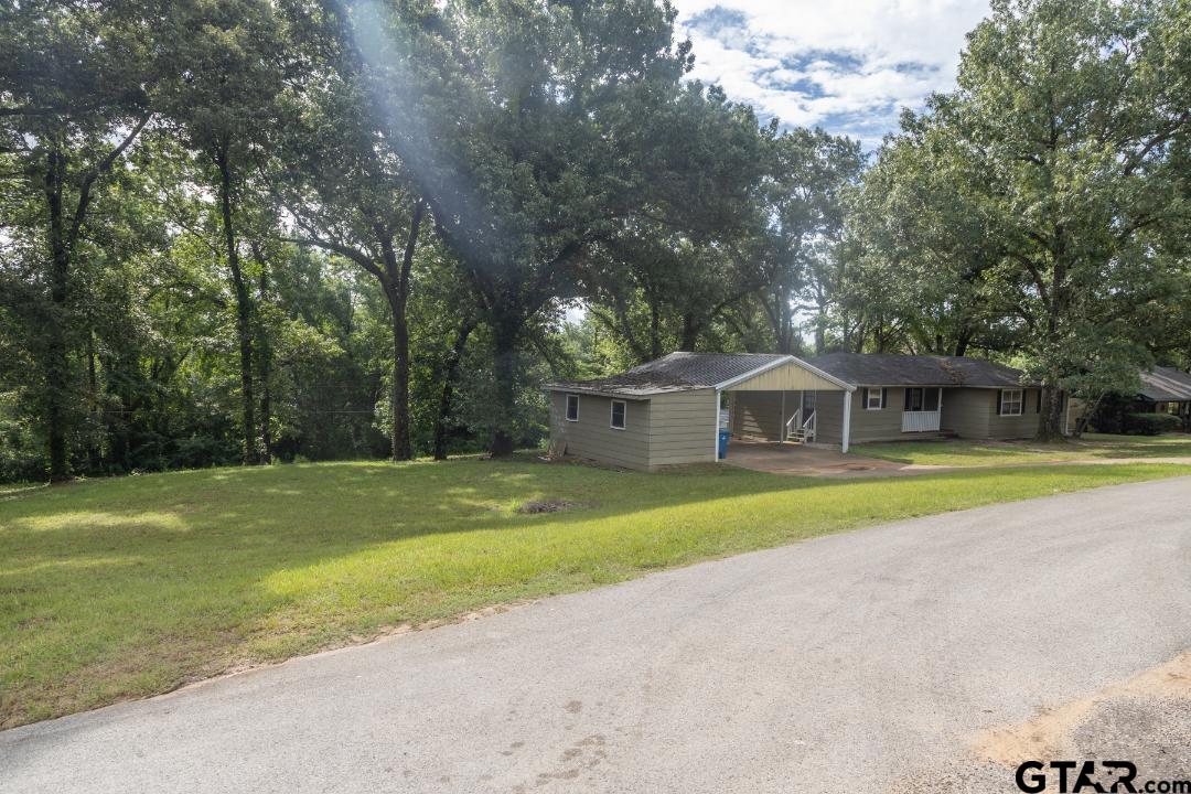 614 Ralson St.