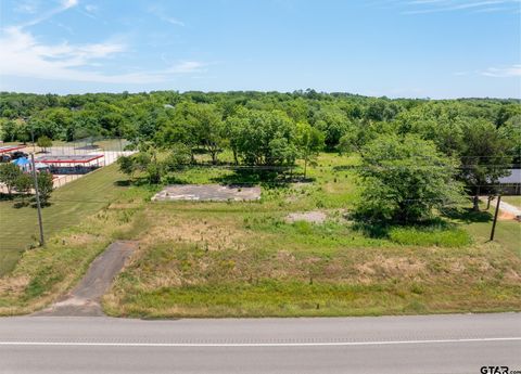 204 N Doctor M Roper Pkwy Bullard TX 75757