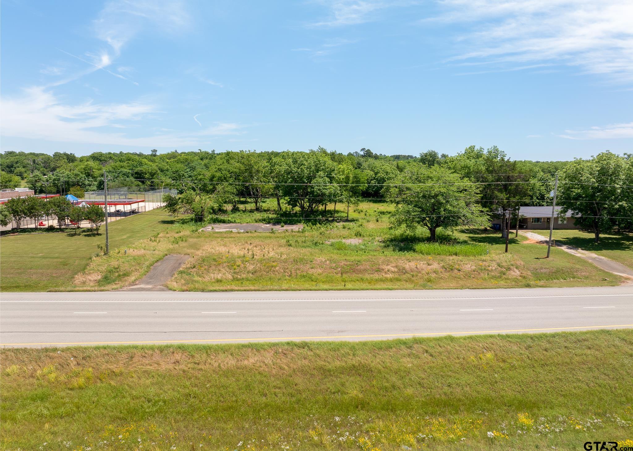 204 N Doctor M Roper Pkwy