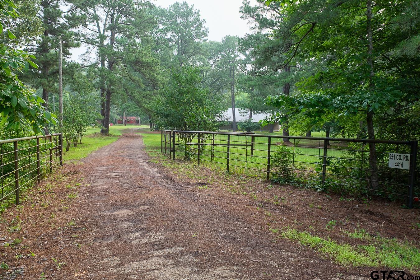 951 County Road 4414