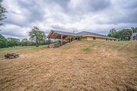 1000 CR 3211 Jacksonville TX 75766