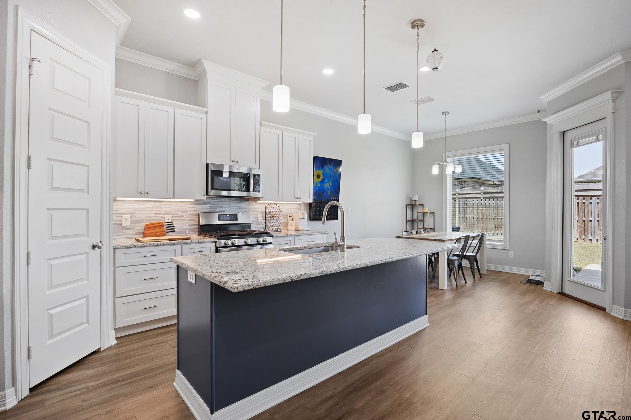 Whitehouse, Texas 75791, United States, 3 Bedrooms Bedrooms, ,2 BathroomsBathrooms,Residential,Pending,60962