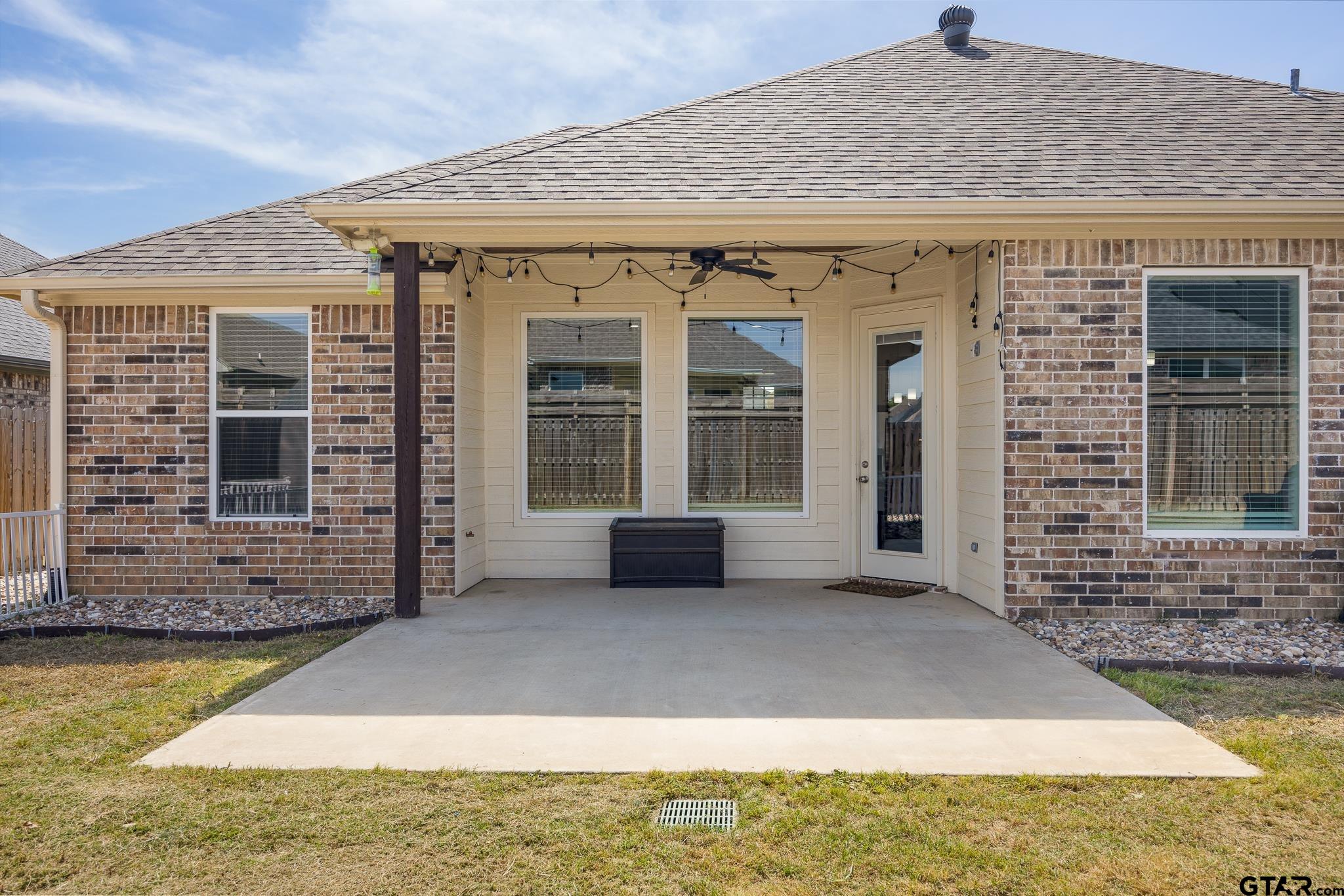 Whitehouse, Texas 75791, United States, 3 Bedrooms Bedrooms, ,2 BathroomsBathrooms,Residential,Pending,60962