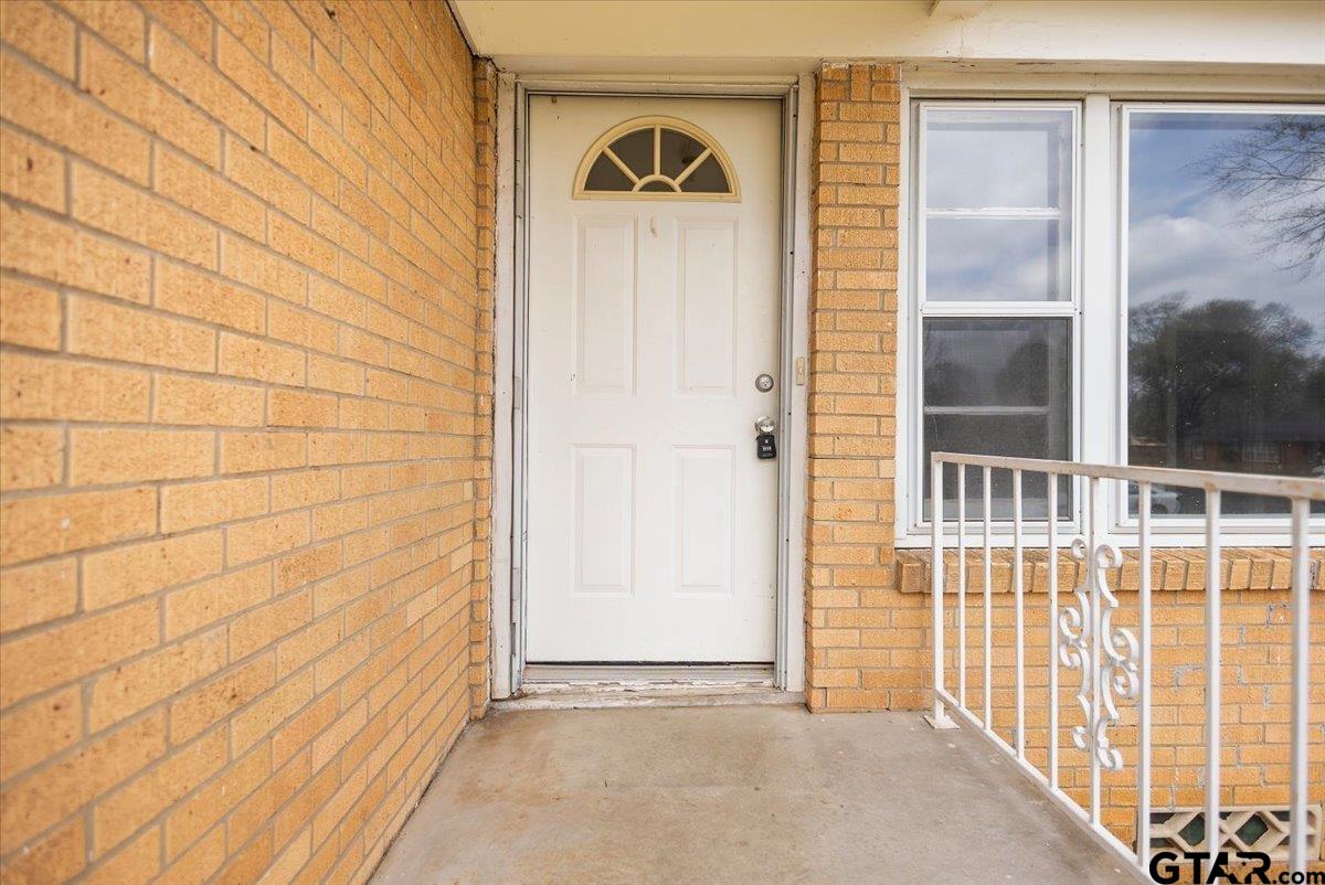 3305 Florence Street