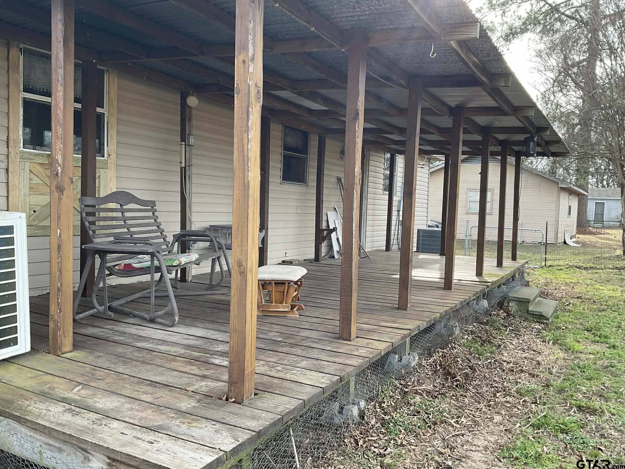 8342 Farm Road 1567 E