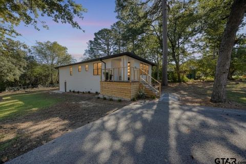 401 Hideaway Ln East Hideaway TX 75771