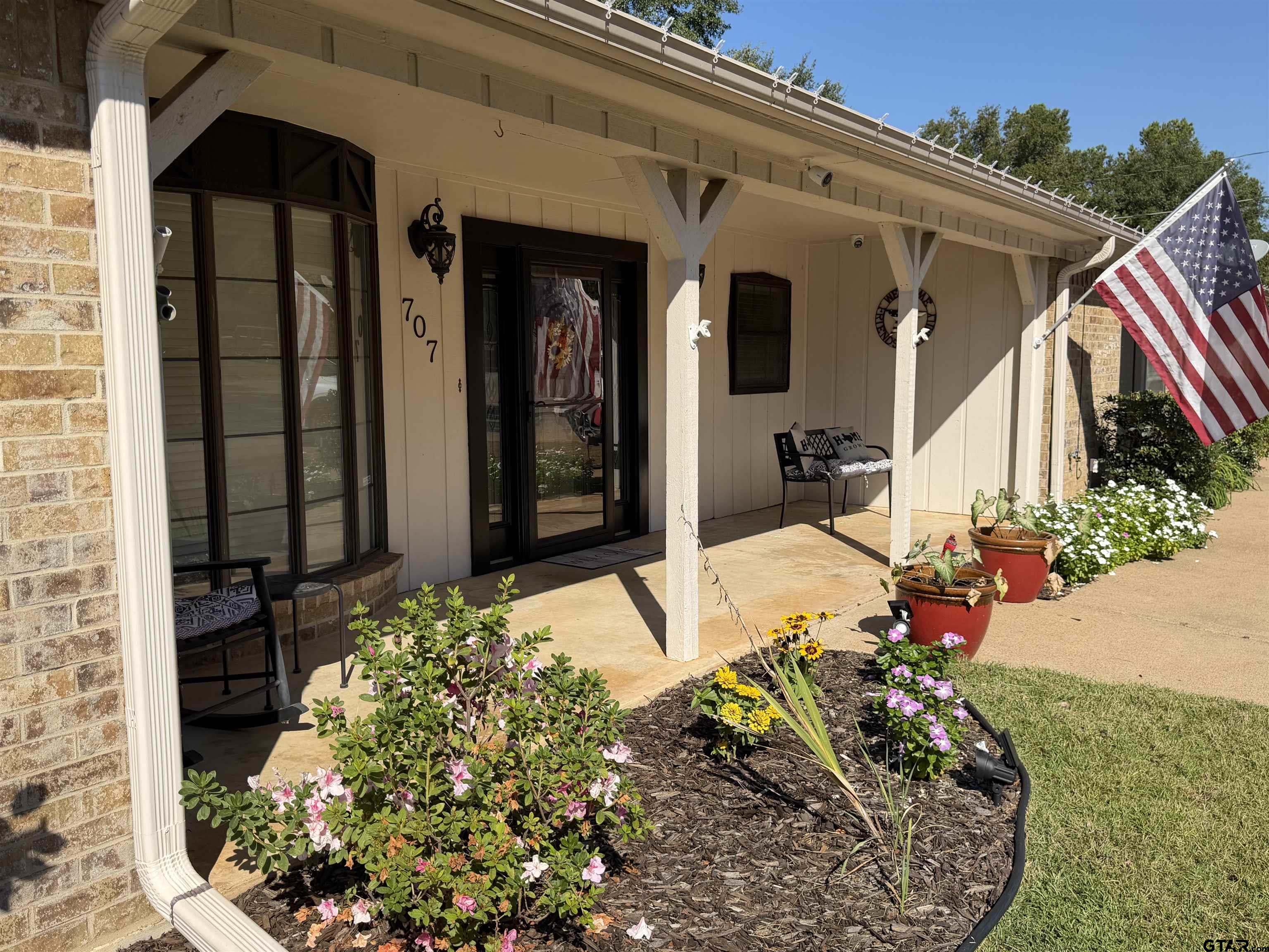 707 N Sherwood Drive