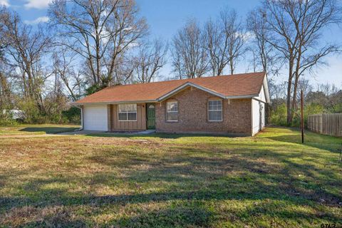 734 Pinkerton Dr Tyler TX 75701