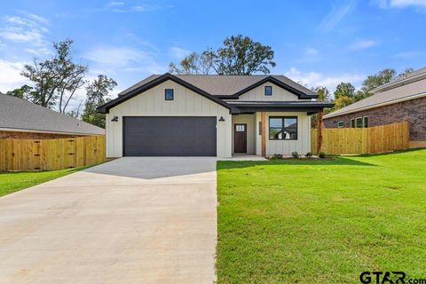 16326 Crossing Circle Lindale TX 75771