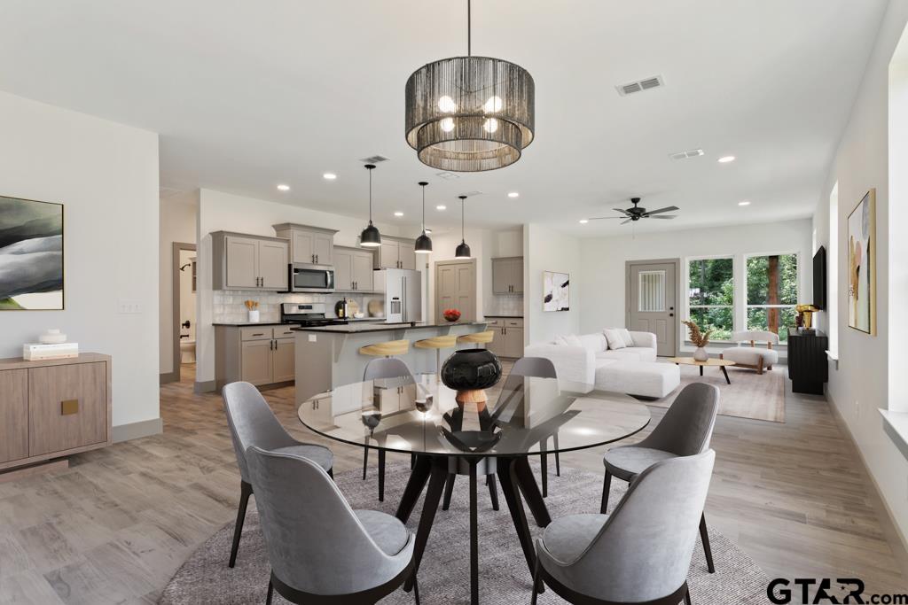 16326 Crossing Circle