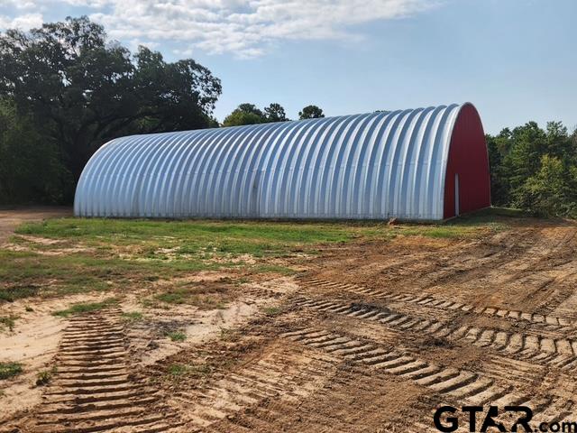 6935 U.S. Highway 175 W