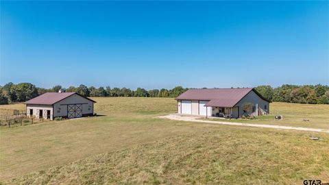 1094 SW CR 3020 Mt Vernon TX 75457