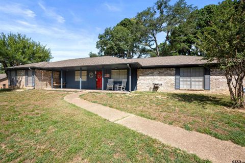 2293 Anderson CR 359 Palestine TX 75803