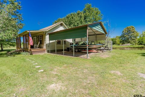 A home in Quitman