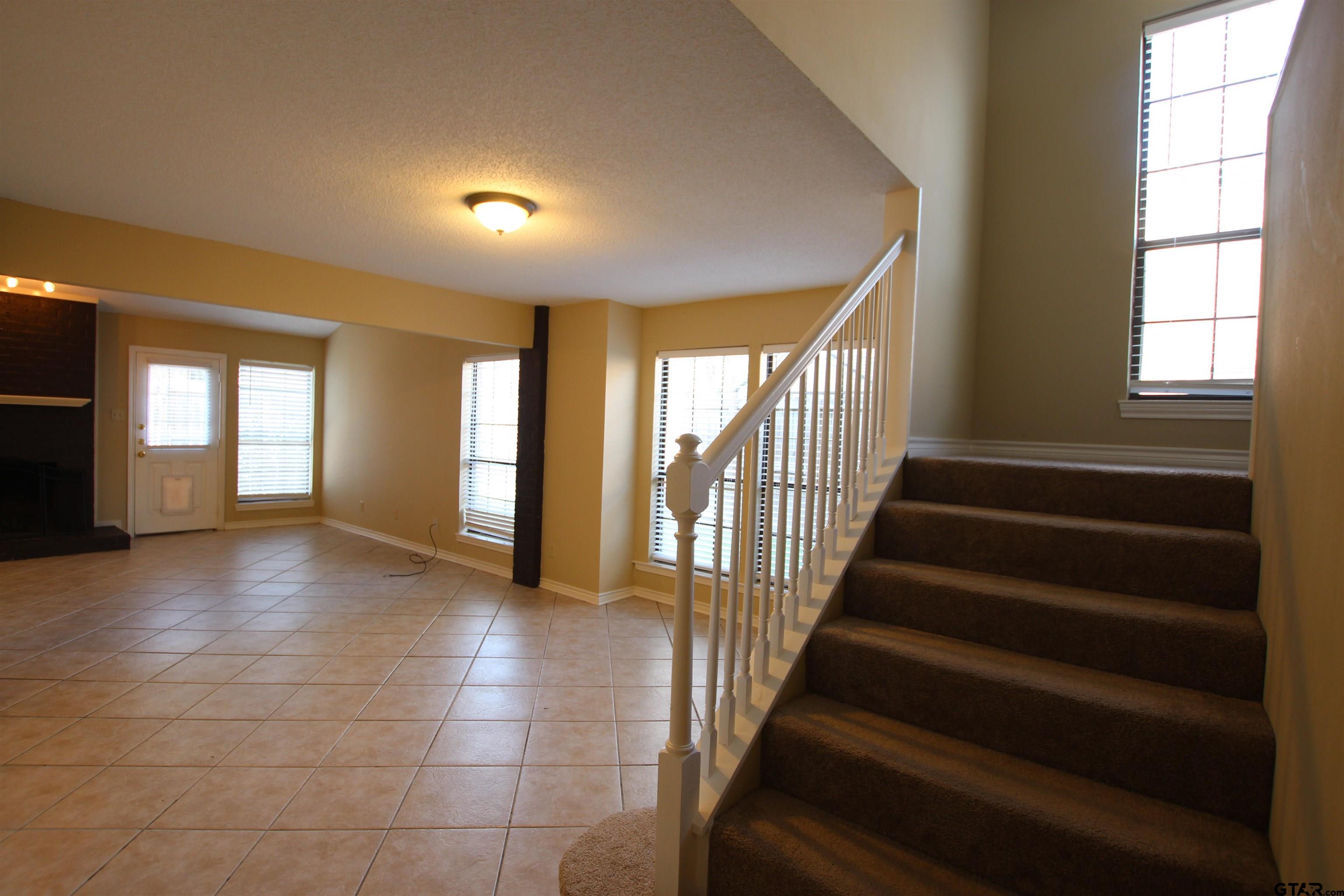 5875 Creek Side Circle