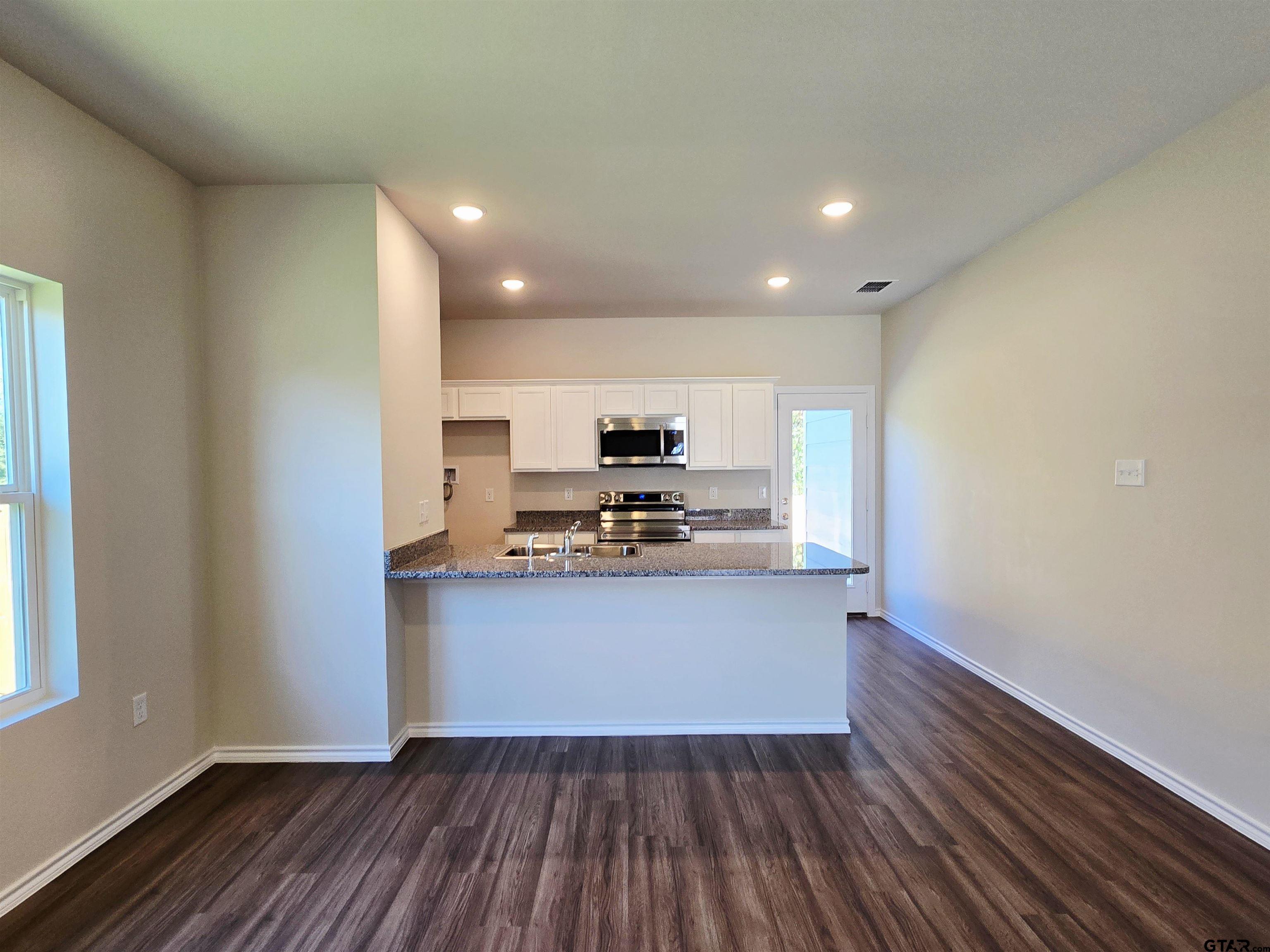 1115 Park Meadows Dr.