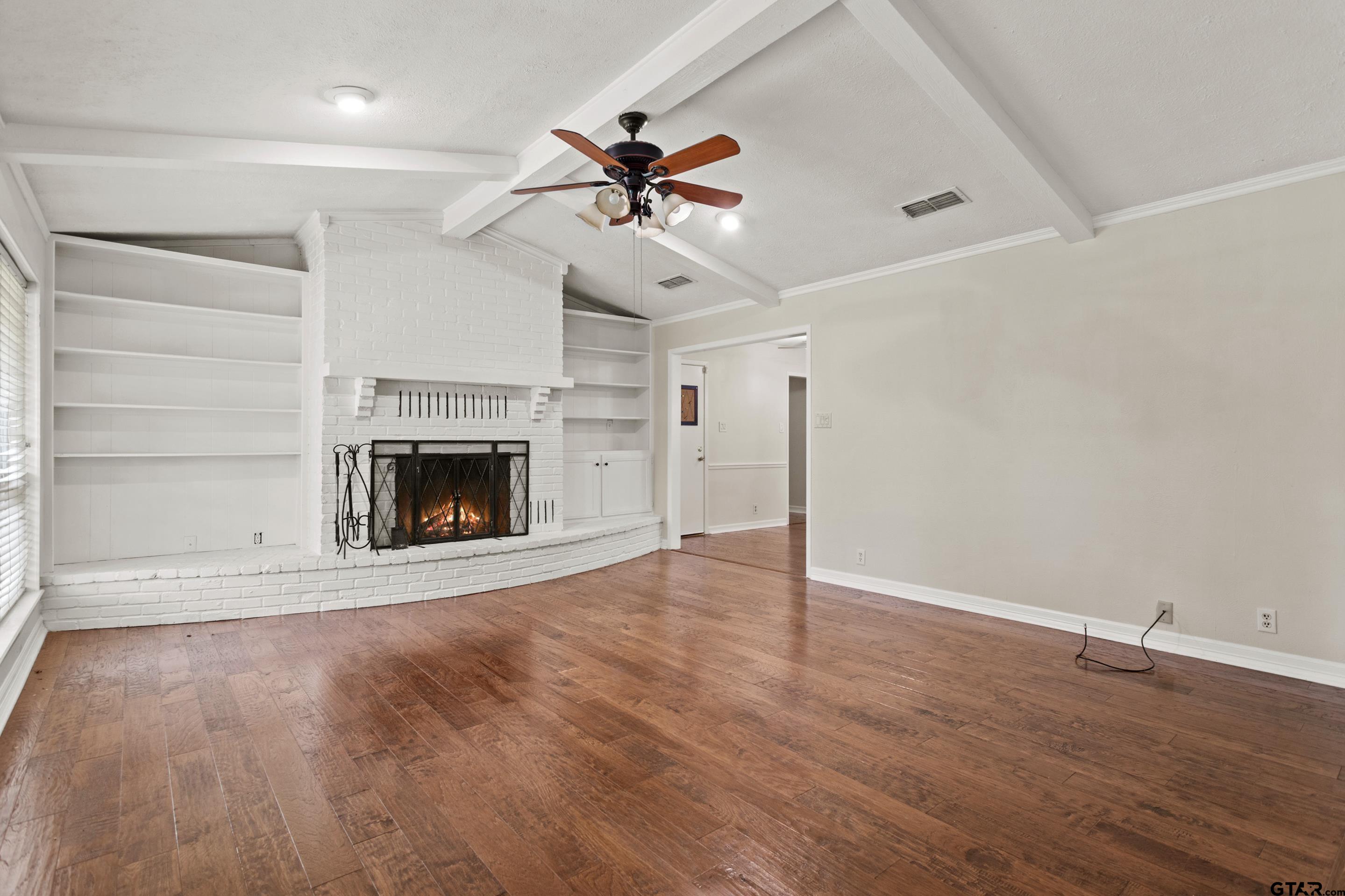 1628 Leisure Ln.