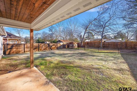 A home in Rusk