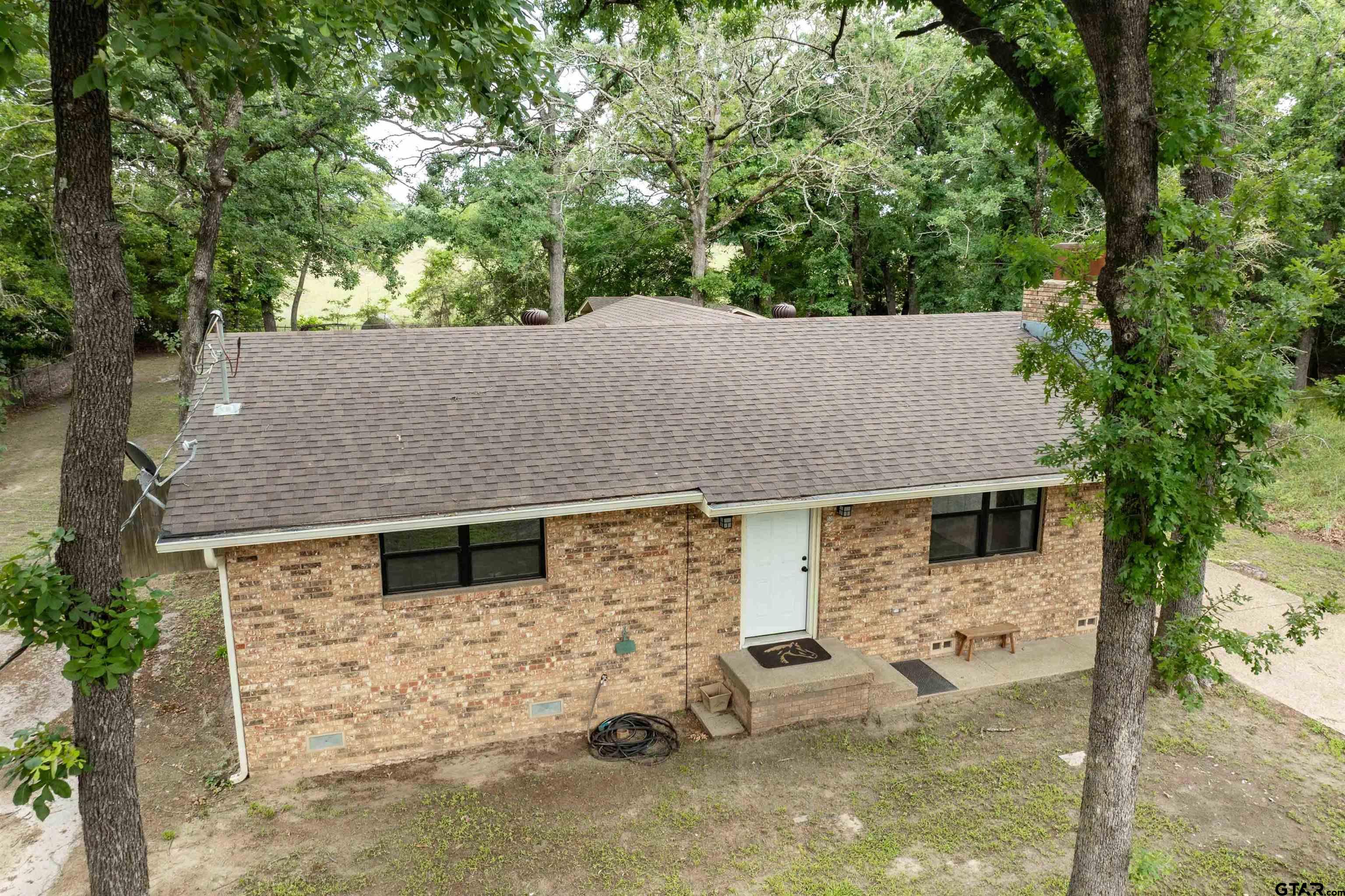 530 Holly Glen