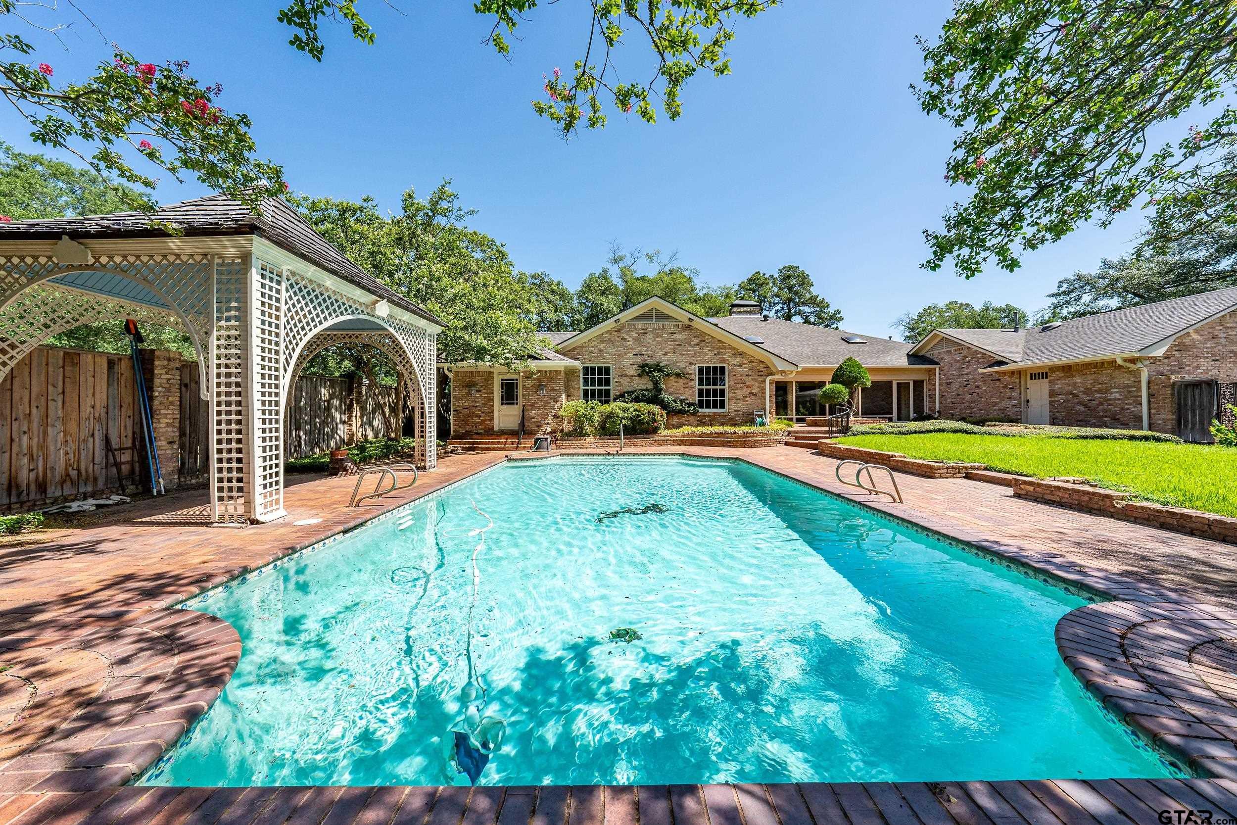 1929 McDonald Road