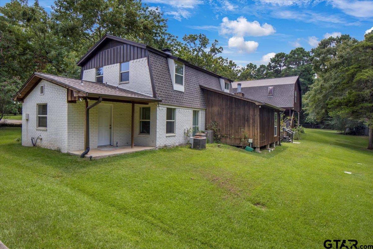 21430 County Road 2182