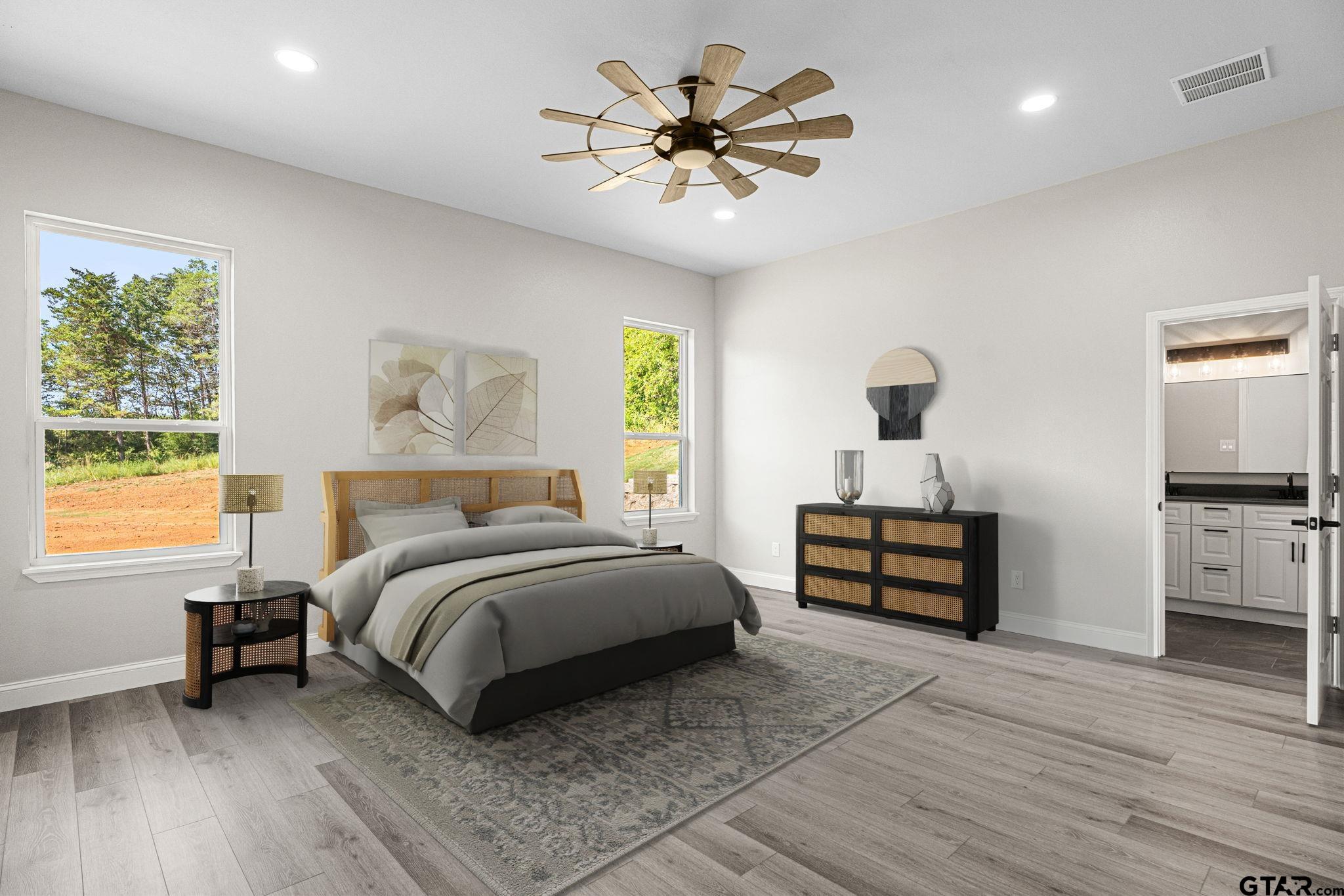 Lindale, Texas 75771, United States, 4 Bedrooms Bedrooms, ,2 BathroomsBathrooms,Residential,Active,191205