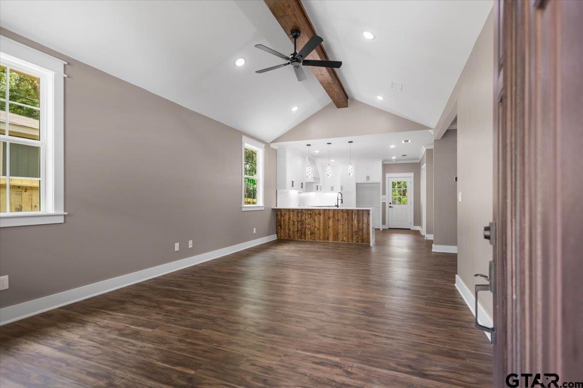 1722 N. Ross