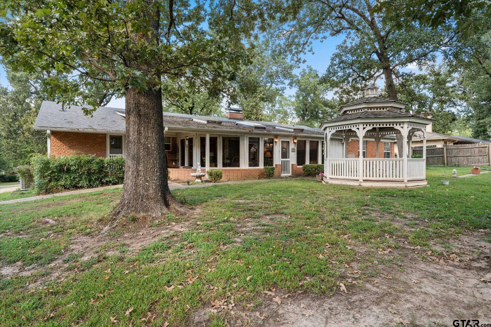 113 Mockingbird Street