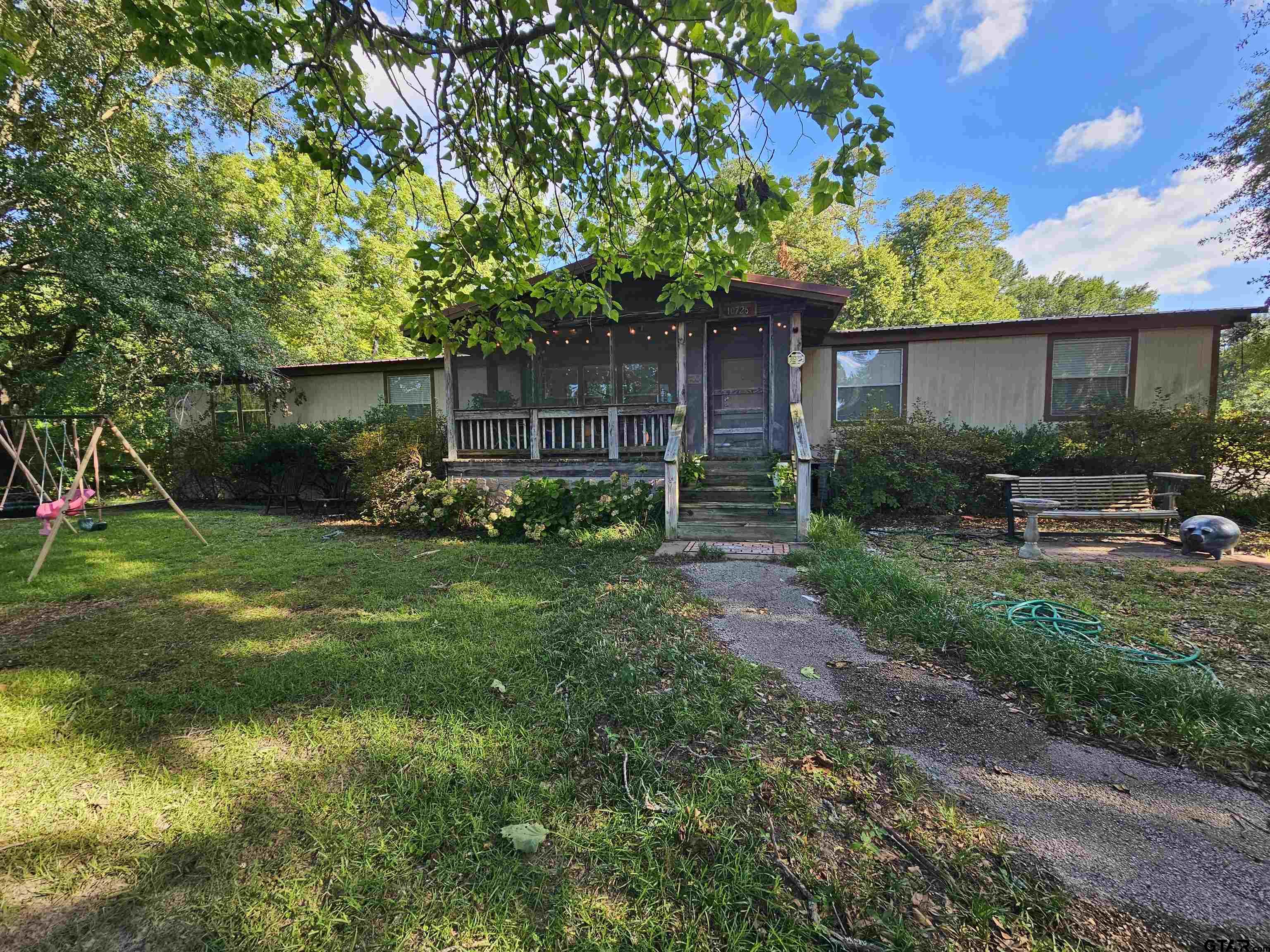 10726 Old Longview