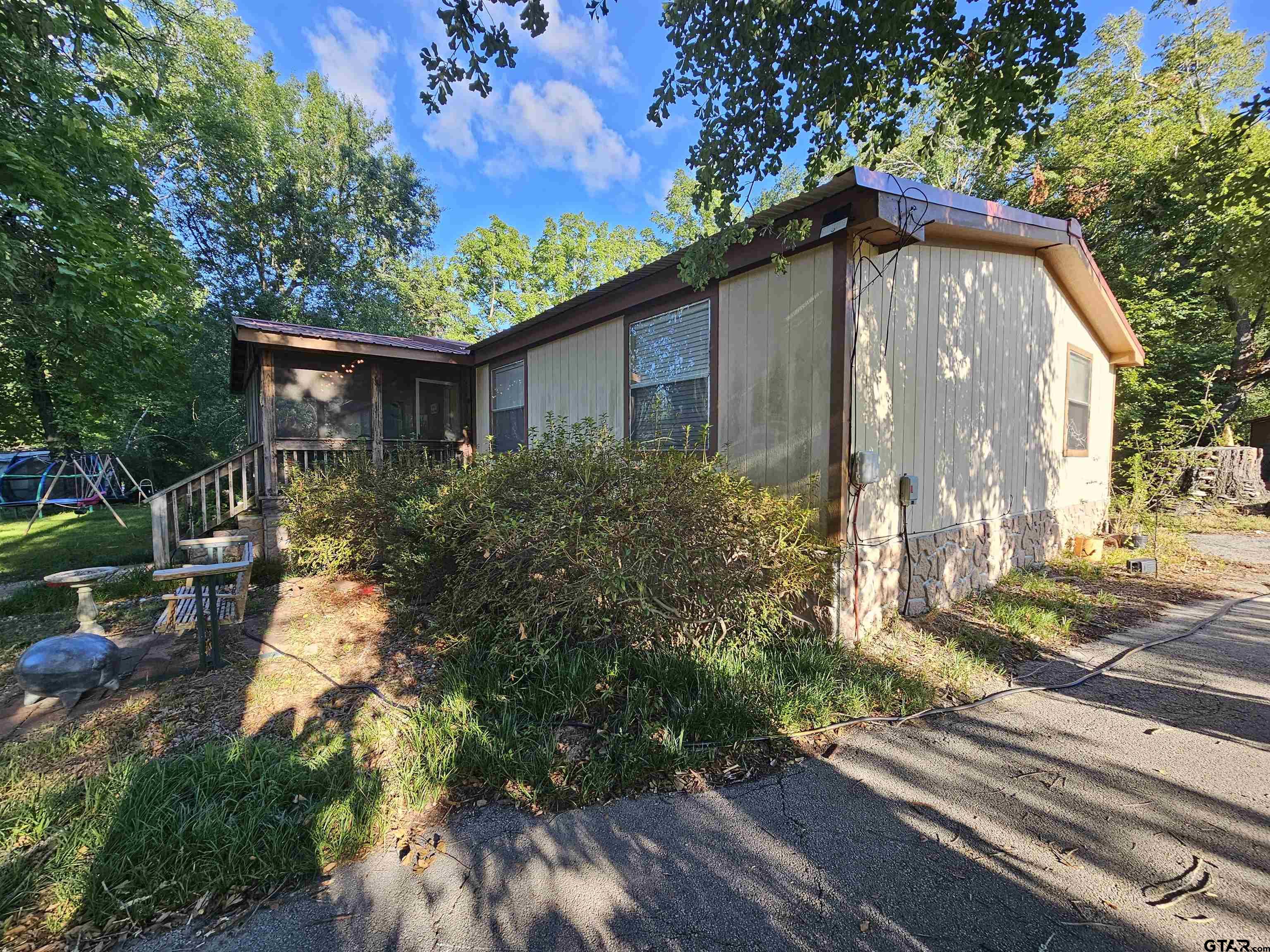 10726 Old Longview