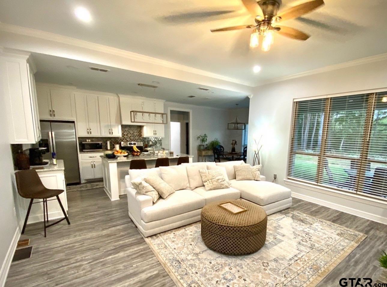 19355 Cedarpark Pl